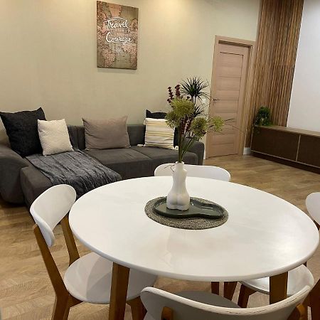 Nova Lake Apartamente Wild Jungle Satu Mare Exteriör bild